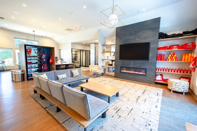 Foto del edificio - Collegiate Suites of Blacksburg