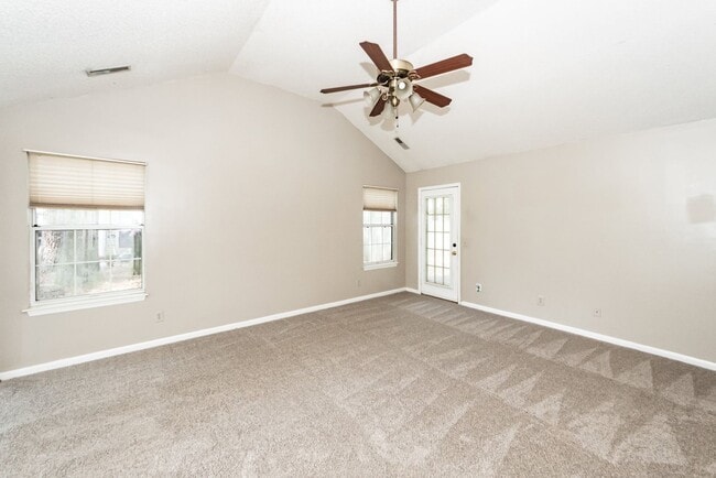 Building Photo - 8408 Battle Forest Dr