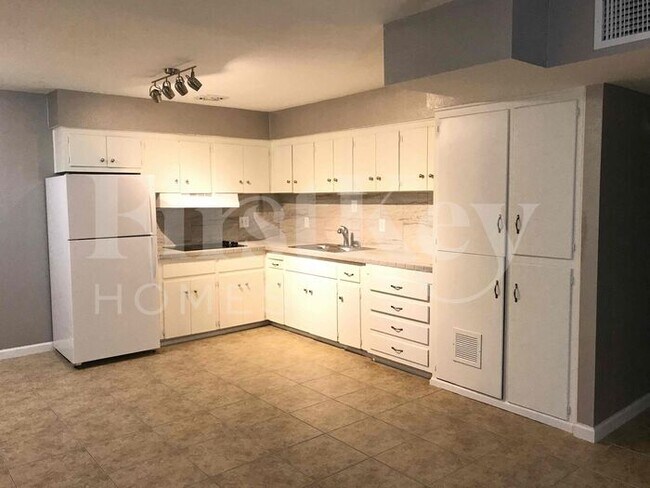 Foto del edificio - 4641 N 71st Ave