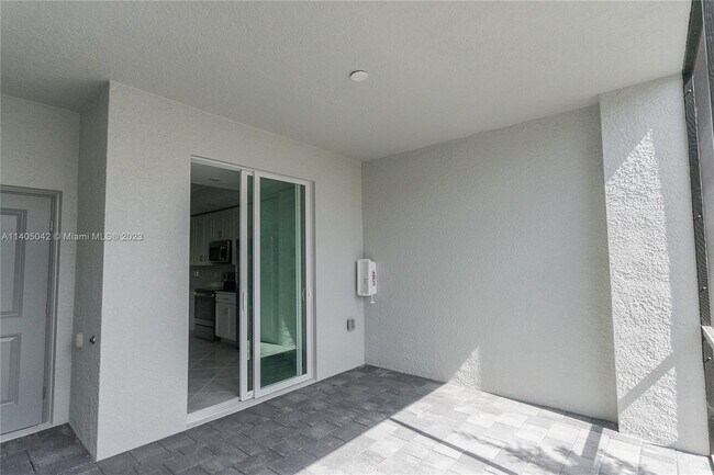 Building Photo - 6047 Ellerston Way
