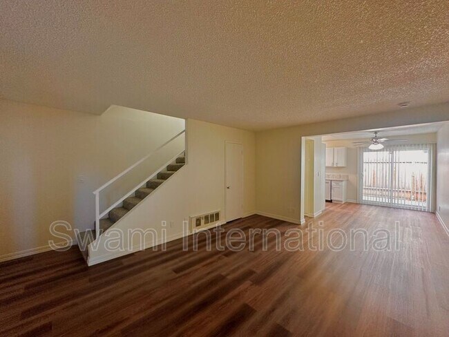 Foto del edificio - 25907 Oak St
