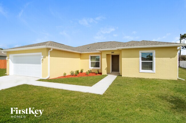 Building Photo - 541 Bird Ave SE