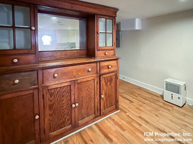 Foto del edificio - 3309 N Southport Ave