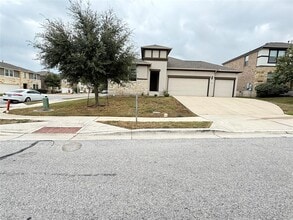 Building Photo - 10921 Zoeller Dr Building Photo - 10921 Zoeller Dr