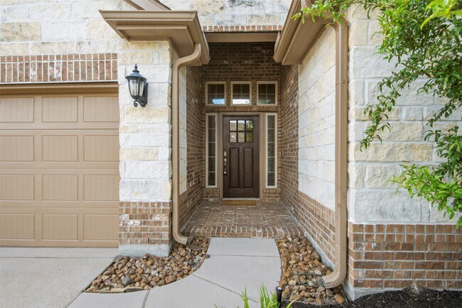 Foto del edificio - 5619 S Denham Ridge Ln