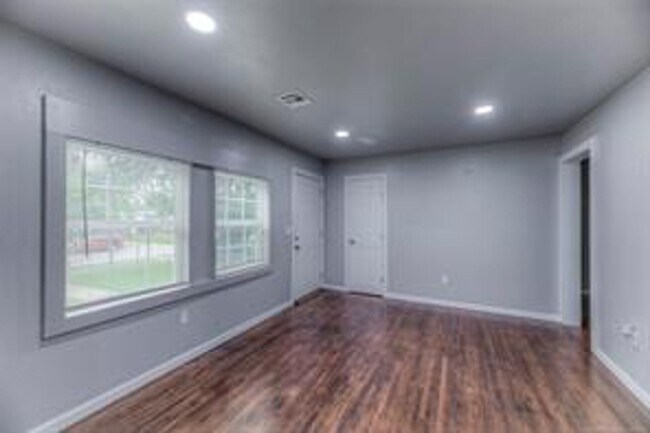 Building Photo - Wow! It's so hard to find a remodeled and ...