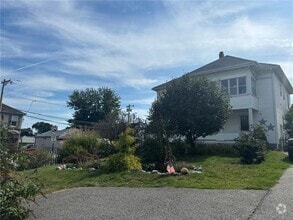 Building Photo - 324 Power Rd