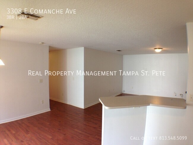 Foto del edificio - 3308 E Comanche Ave