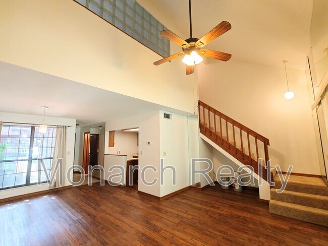 Foto del edificio - 830 SW 56th Terrace