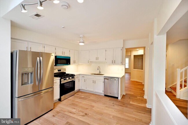 Foto del edificio - 302 Weston Ln