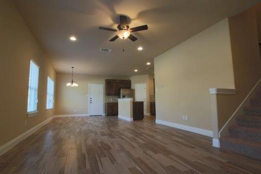 Building Photo - 3/2.5 Townhome w/ STUNNING Open Floor Plan...