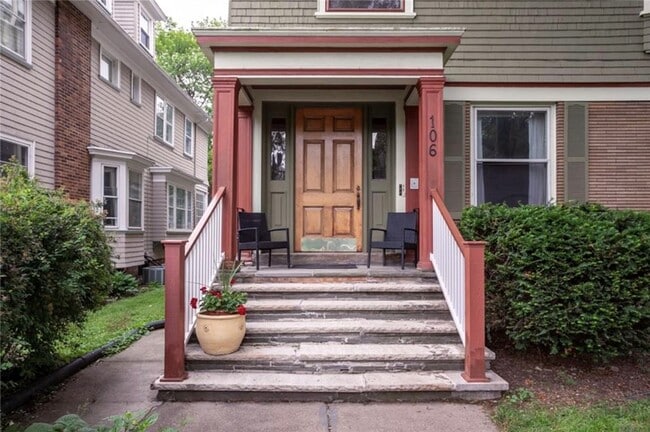 Building Photo - 106 Brunswick St