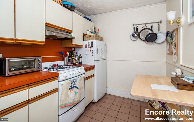 Foto del edificio - 93 West Cedar St