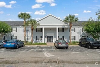 Building Photo - 225 Lewfield Cir