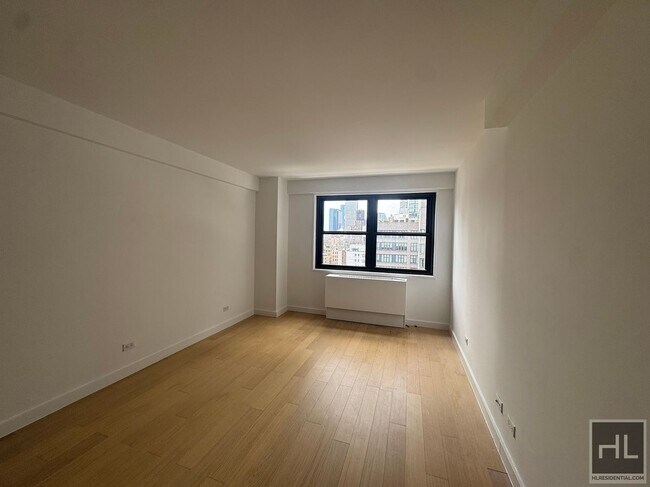 Building Photo - East 39th Street