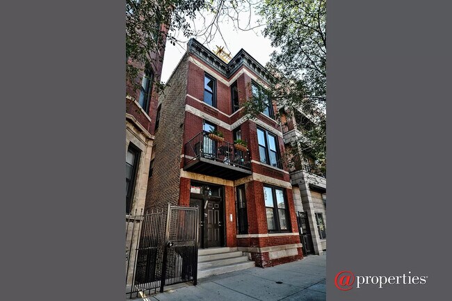 Building Photo - 1351 N Ashland Ave