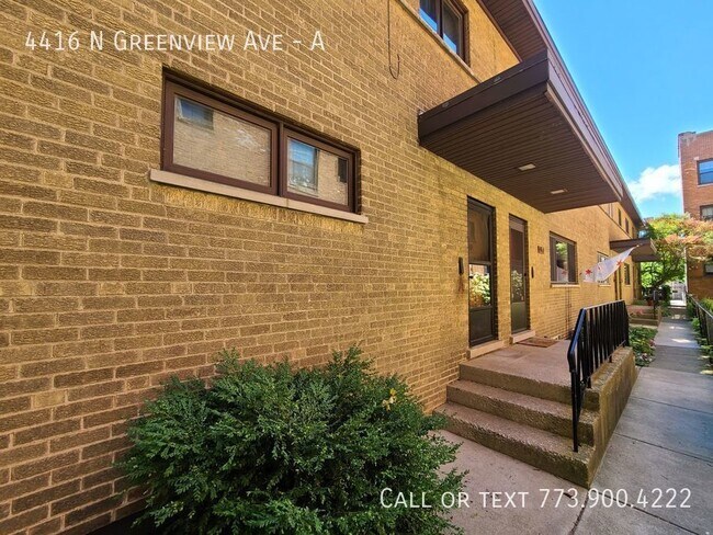 Building Photo - 3 bed, 2 bath townhome with finished basem...