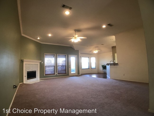 Building Photo - 2019 Chantilly Ct