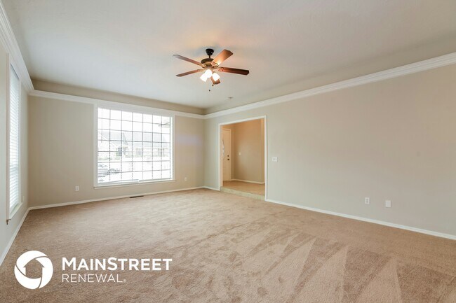 Building Photo - 1100 Fountain Gate Ct