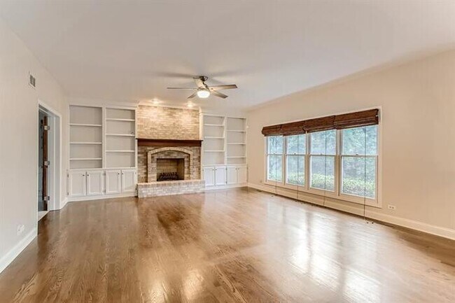 Building Photo - 602 Bailey Dr, Batavia, IL, 60510