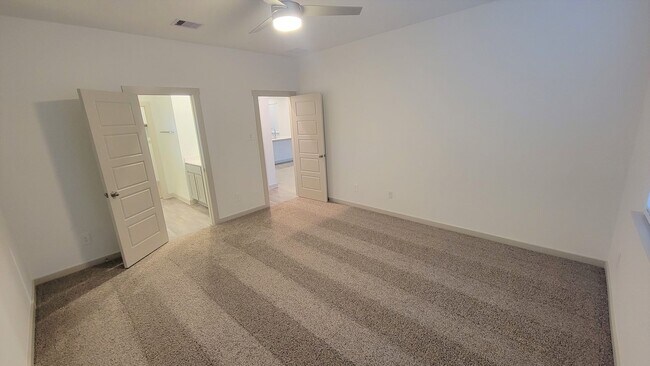 Building Photo - 2907 Stamford Hl Ln