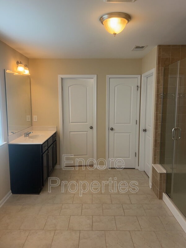 Foto del edificio - 456 Morgan Ridge Rd