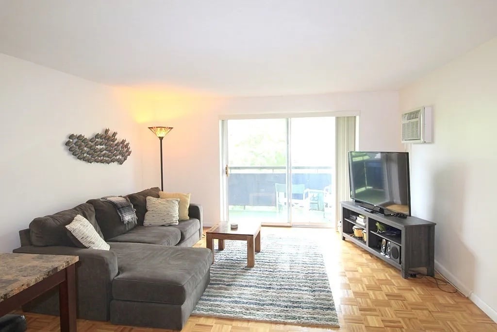 Photo - 32 Whites Ave (Watertown, MA)