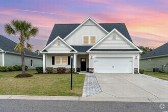 Building Photo - 1621 Palmetto Palm Dr