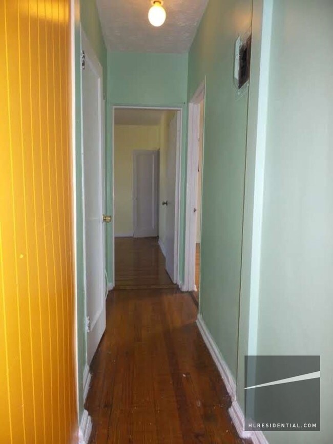 Building Photo - 6337 Austin St