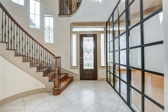 Building Photo - 5346 Val Verde St