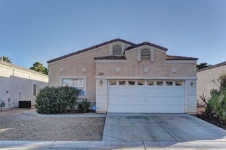 Building Photo - 1635 Marion Bennet Dr