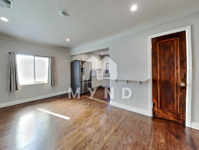 Building Photo - 2915 Sheridan Blvd