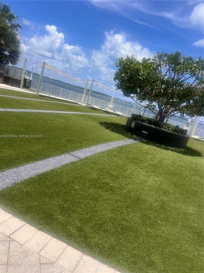 Foto del edificio - 200 SE 15th Rd