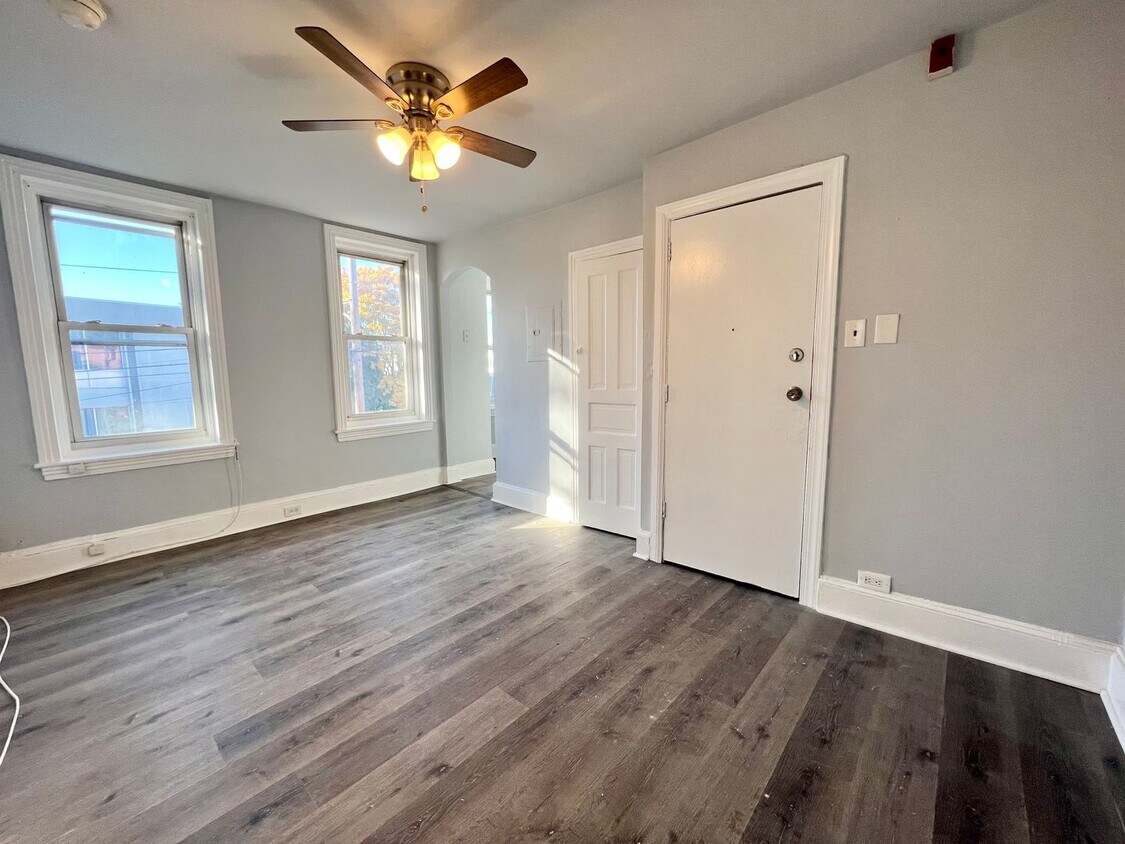 926 W Tabor Rd Unit 1 Bedroom, Philadelphia, PA 19141 Room for Rent