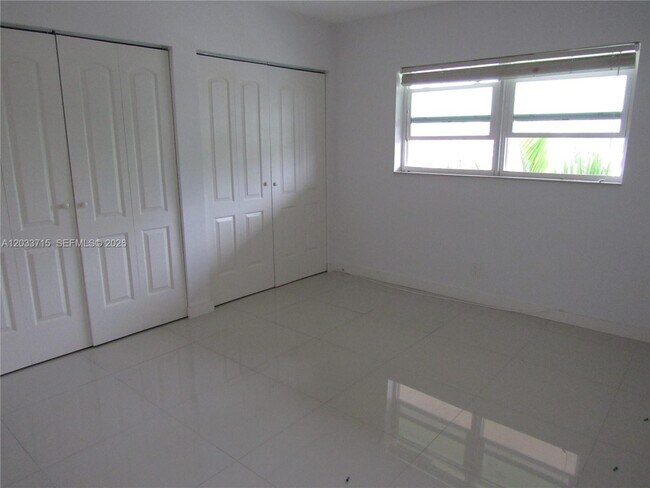 Foto del edificio - 1510 SE 15th St