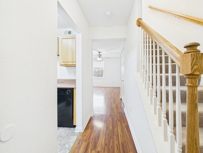 Photo - 3510 E Richmond Rd Townhome