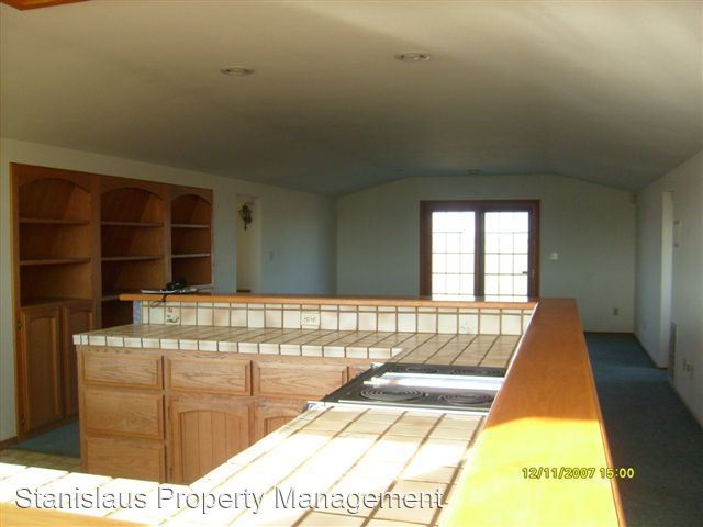 Building Photo - 2 br, 1 bath House - 3700 McReynolds Ave.