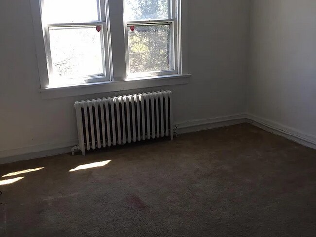 Building Photo - 124-2 Koehler St
