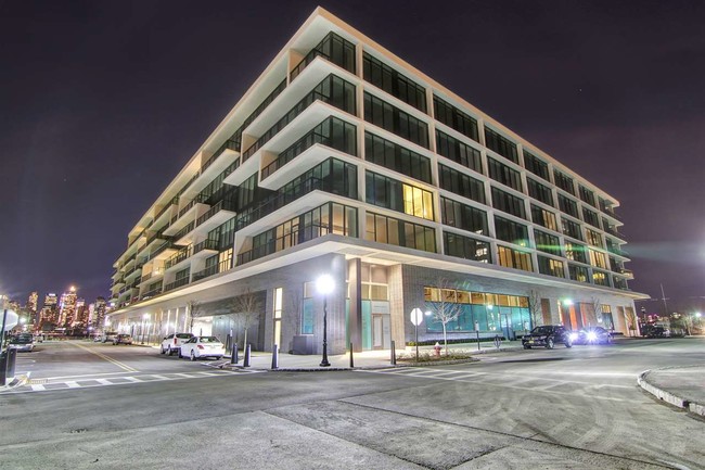 Foto del edificio - 1200 Ave at Port Imperial