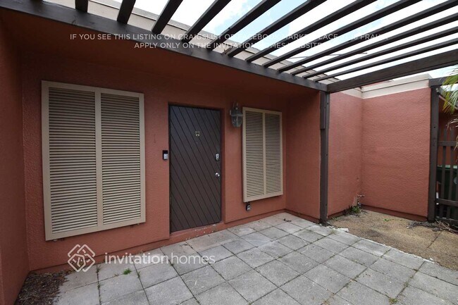 Building Photo - 1500 Hammock Ln