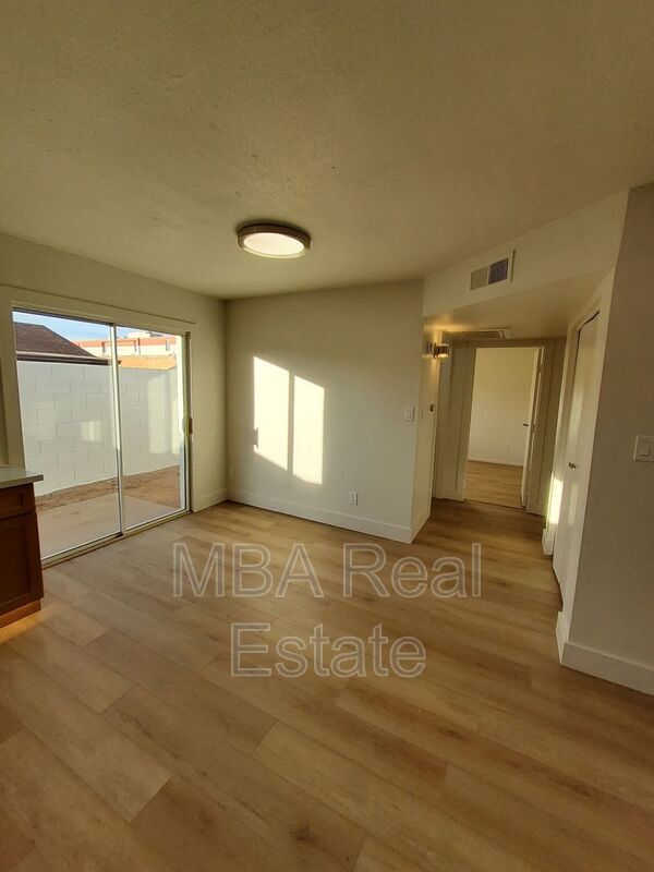 Foto del edificio - 5040 N 18th Ave