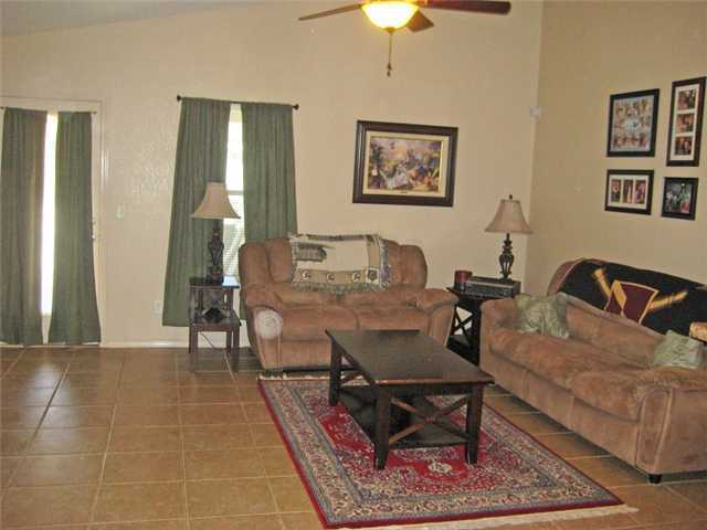 Foto del edificio - 11313 Northview Dr