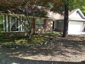 Building Photo - 13765 Apple Ln