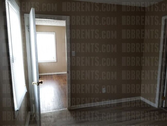 Building Photo - 601 Daytonia Ave 3BR/1BA (Fairborn)
