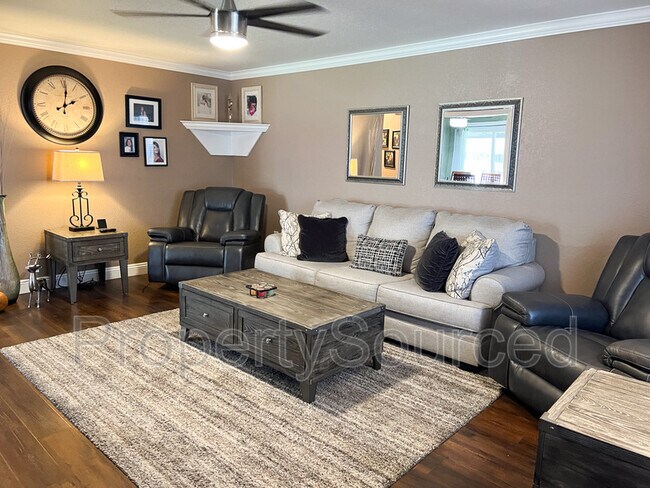 Building Photo - 1156 Devonshire Ave