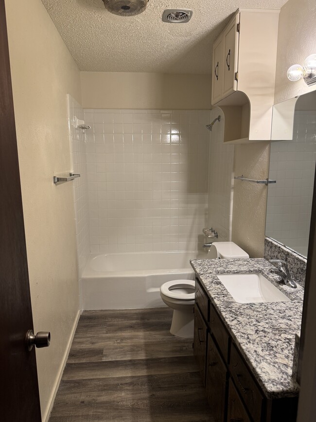 Bathroom - 1202 Wales Dr