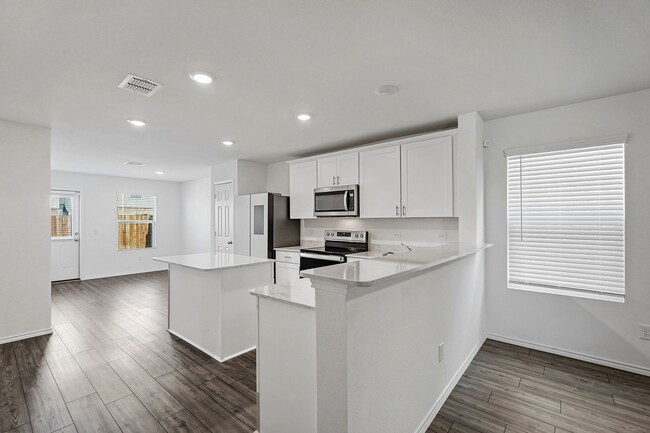 Foto del edificio - Stunning New Build in Forney, TX – Near La...