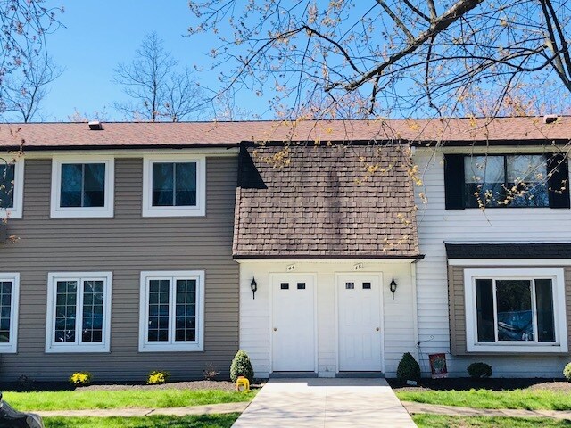 Foto principal - 44 Wellington Ct