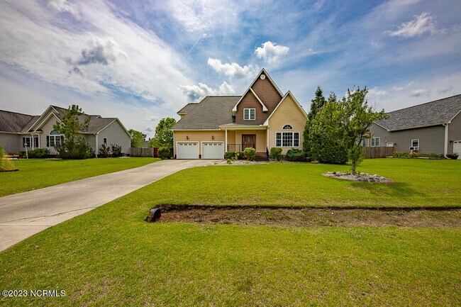 Foto del edificio - 163 Laura Dr