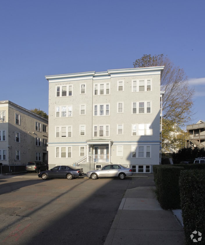 16 Surfside Rd, Lynn, MA 01902 Apartments in Lynn, MA